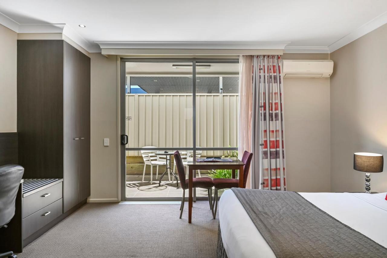 Hotel Platinum International Toowoomba Exterior foto